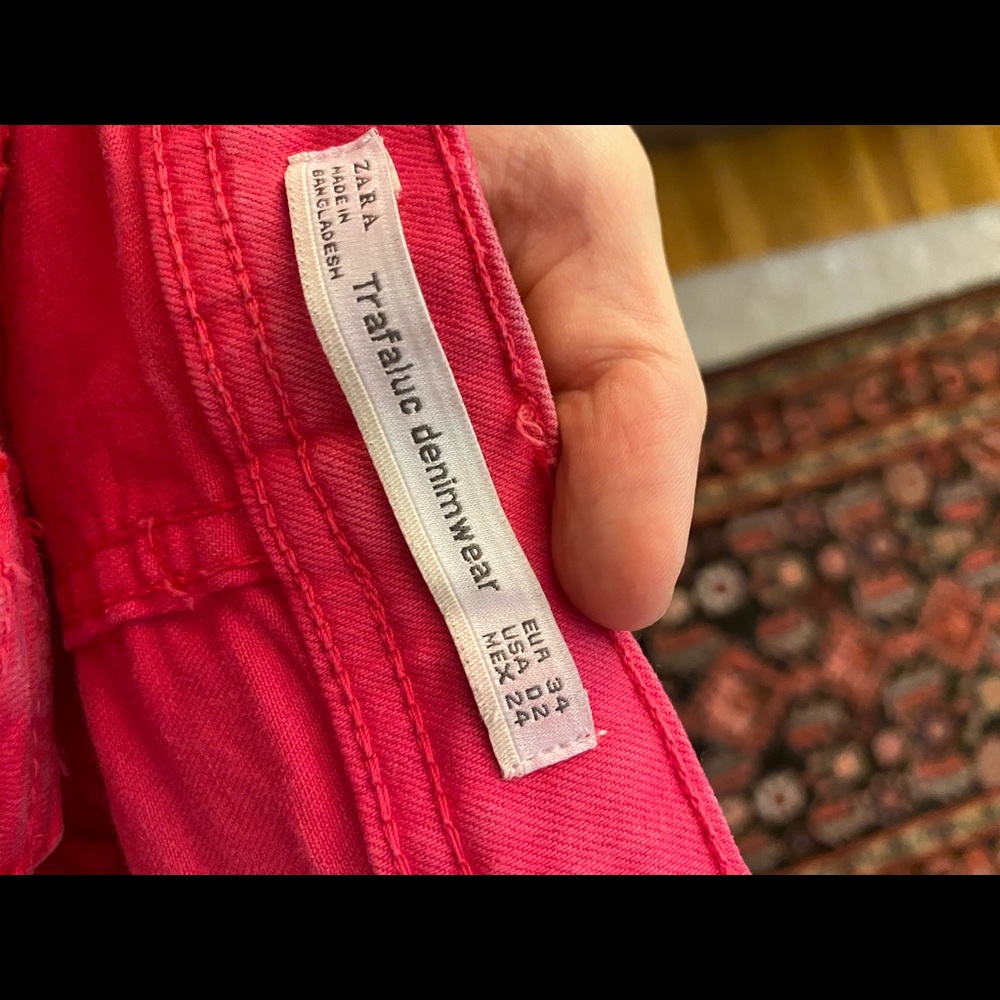 High waisted cut off pink stretch jeans - Picture 4 of 5